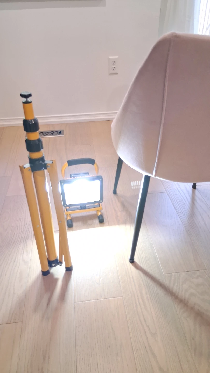 IP65 Work Light Floodlight Emergency Light w Aluminium Stand