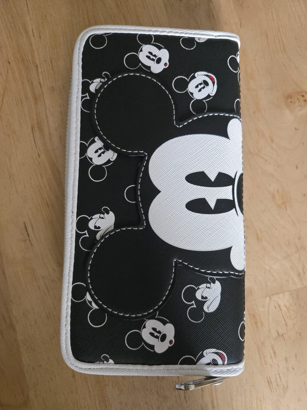 Loungefly Disney Parks Mickey Mouse Zip Around Wallet - photo 2