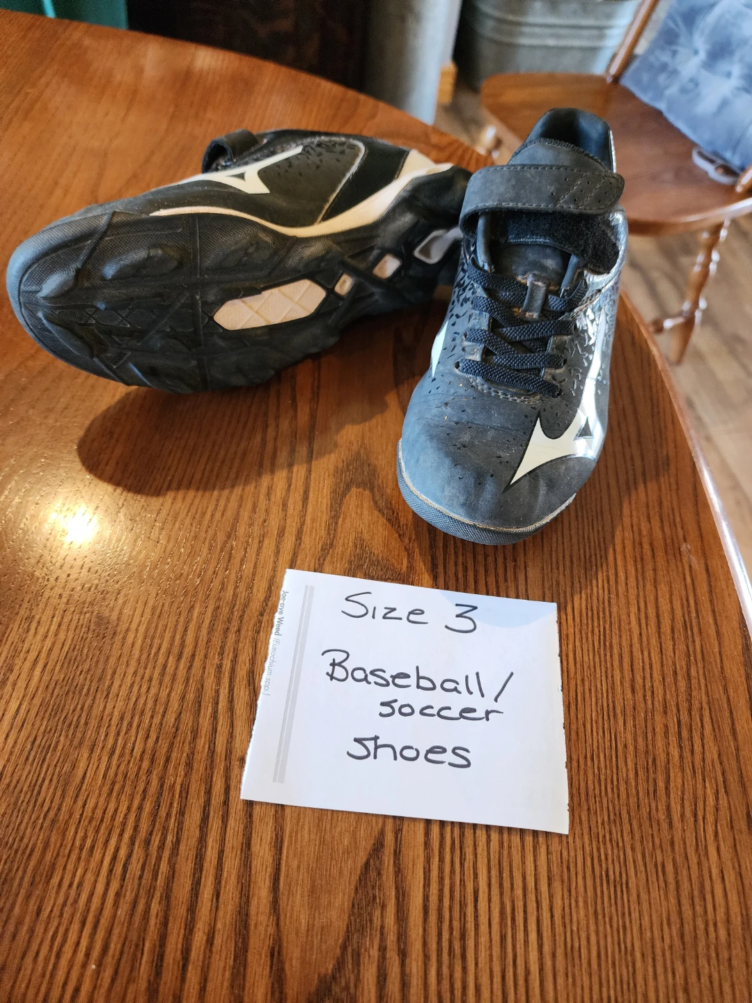 Mizuno Baseball/Soccer Shoes - Size 3 - photo 2