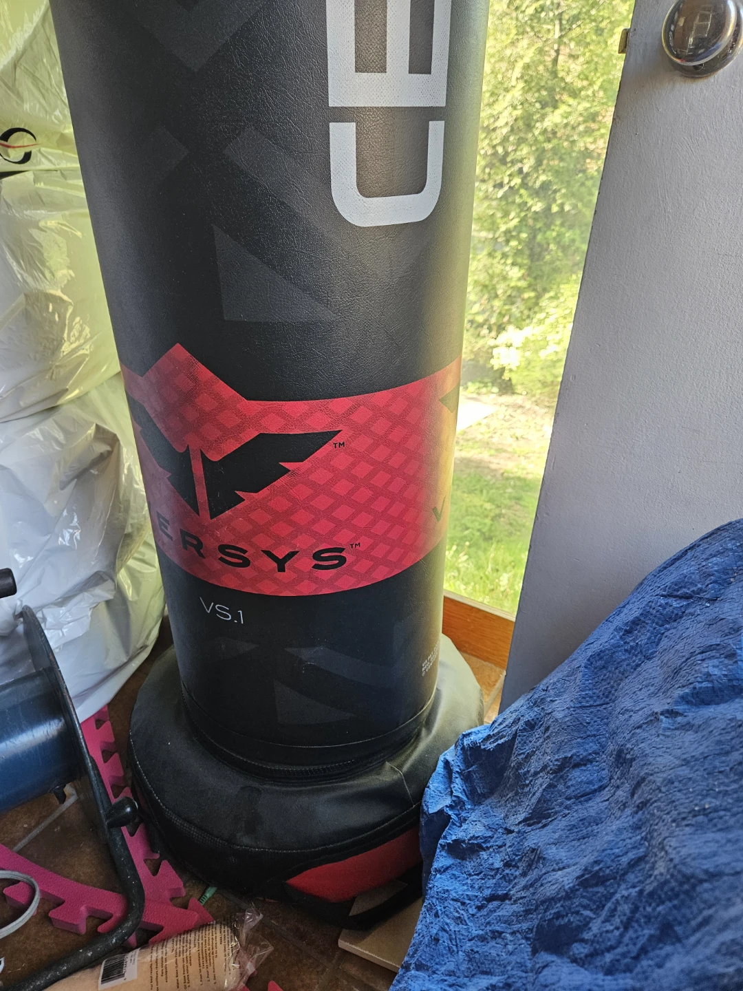 Century Versys VS.1 Free Standing Punching Bag - photo 2