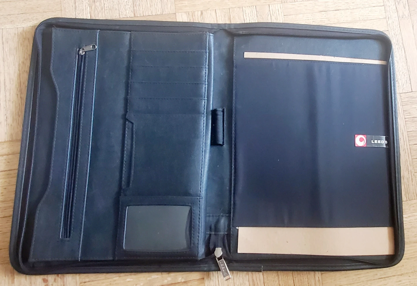 Black Box Leeds Portfolio / Binder - photo 2