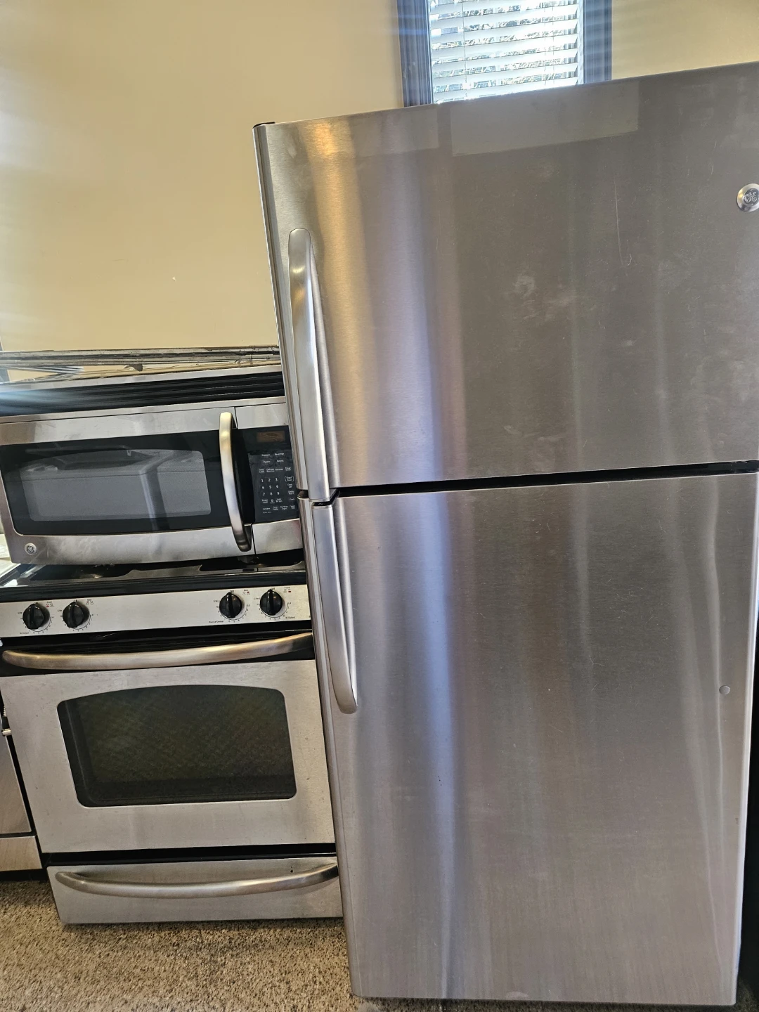 GE Stainless Steel Refrigerator - photo 2