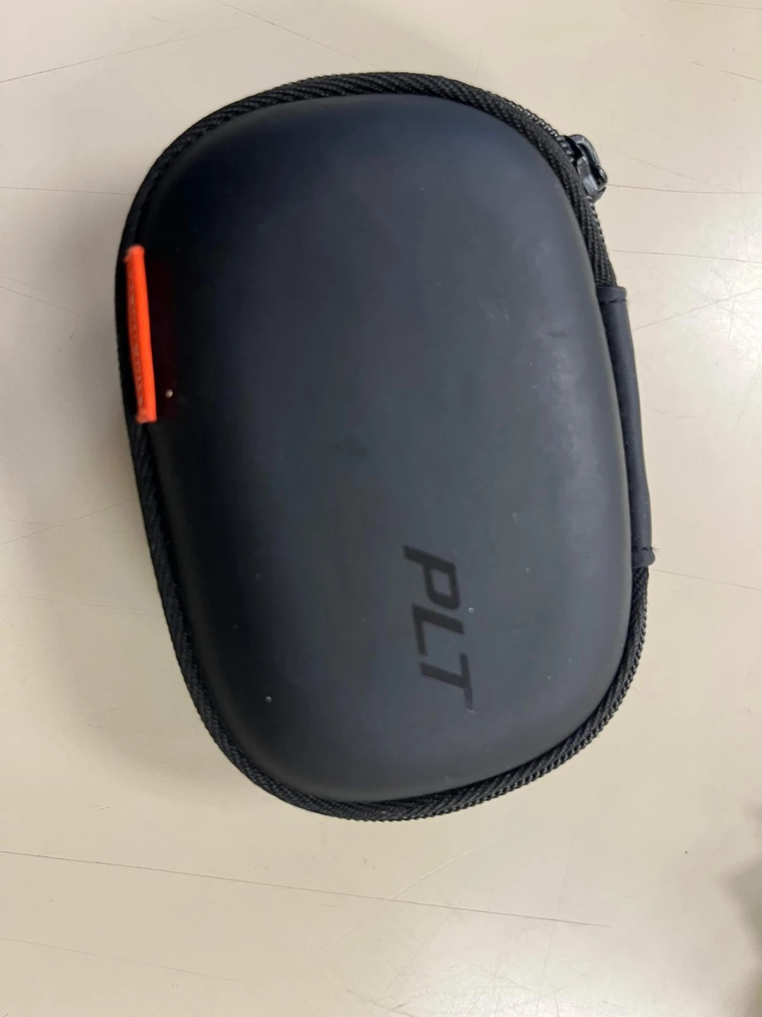Plantronics Voyager 5200 earbuds. - photo 3