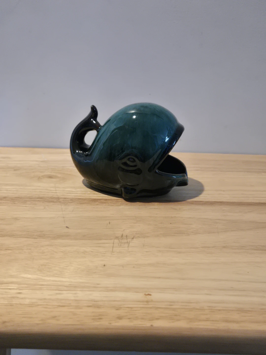 Blue Mountain Pottery whale figure - photo 2