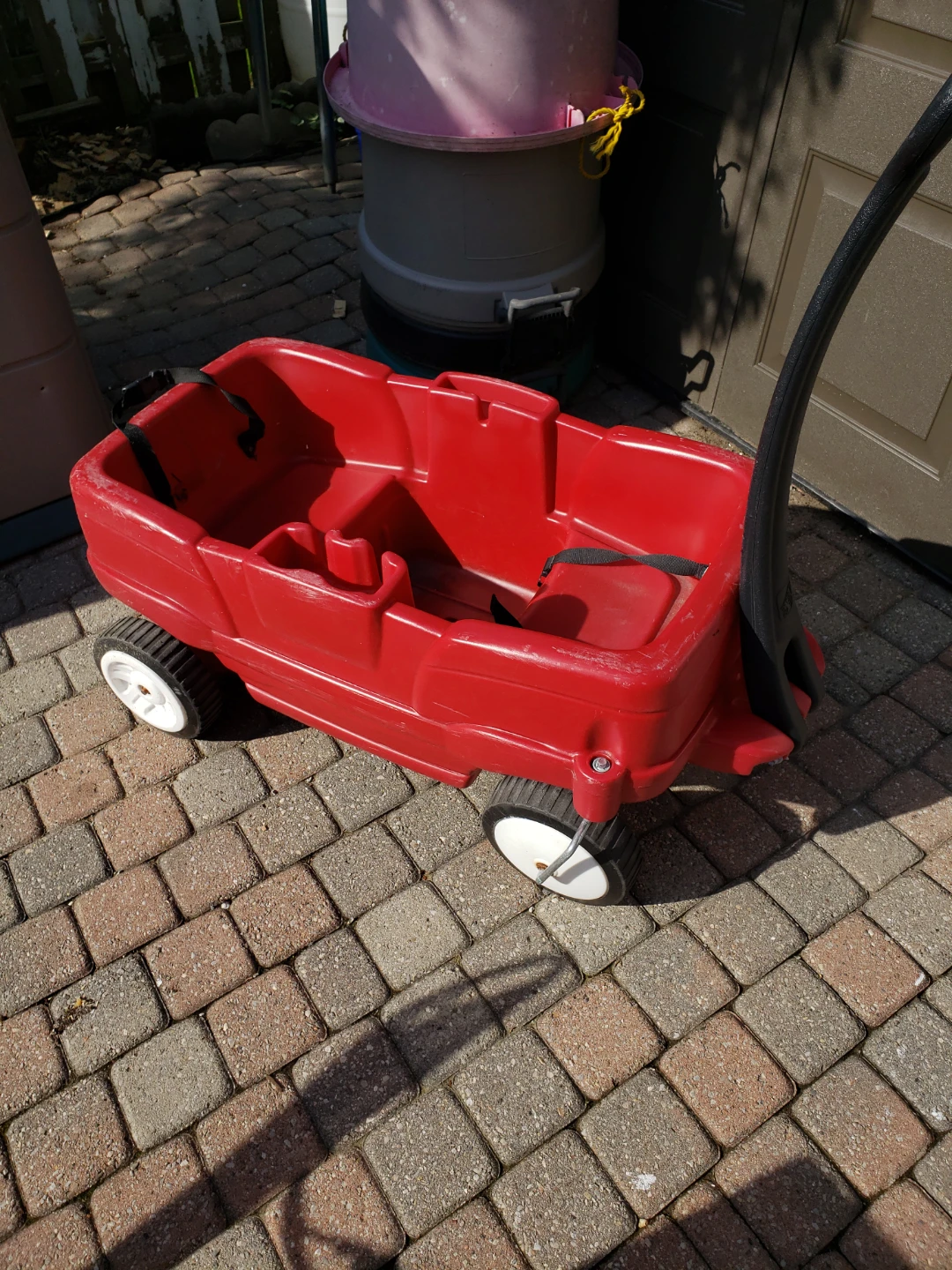 Red Plastic Wagon - photo 3