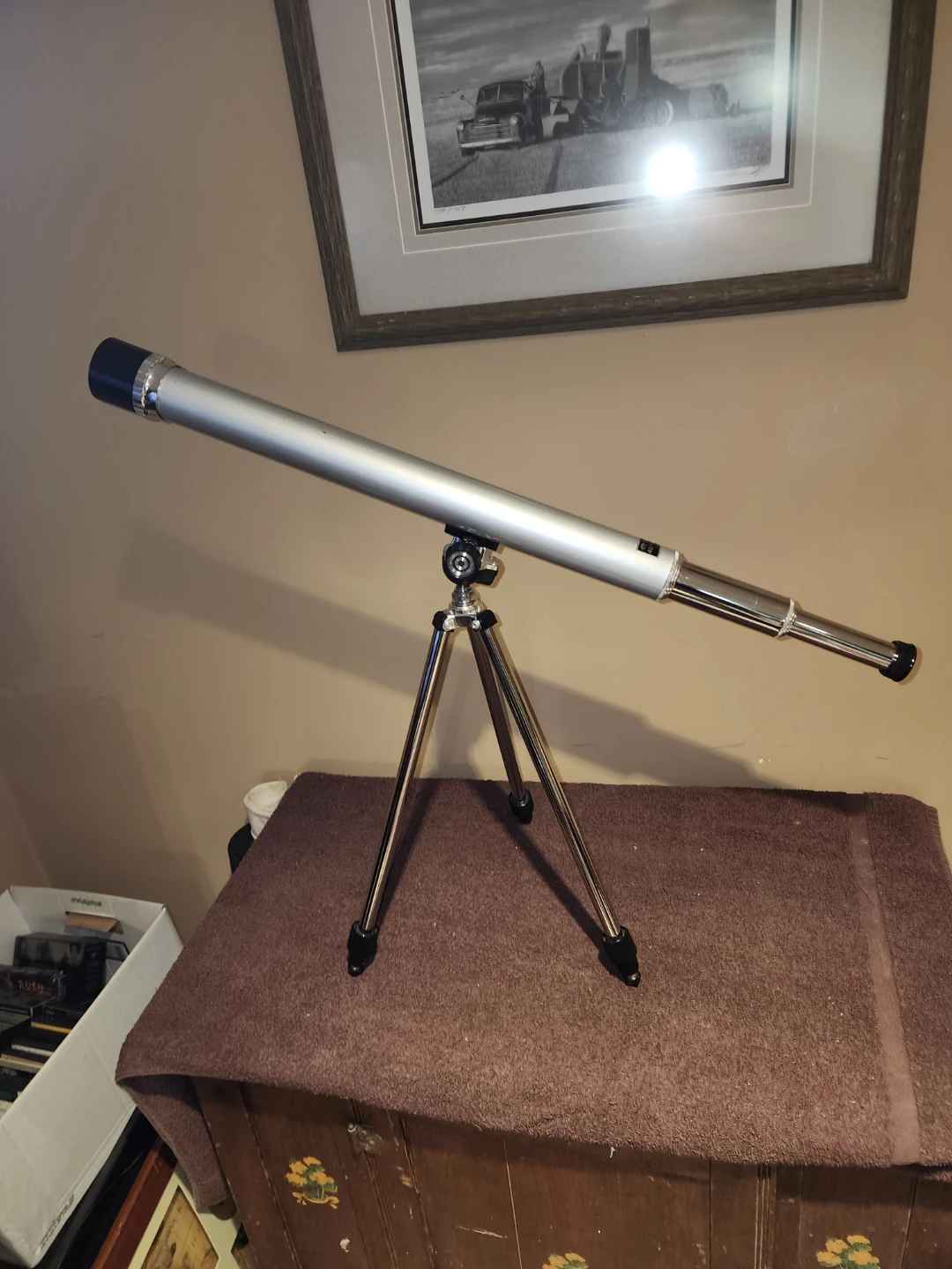 Tasco 10x40 Telescope with Tripod - photo 2