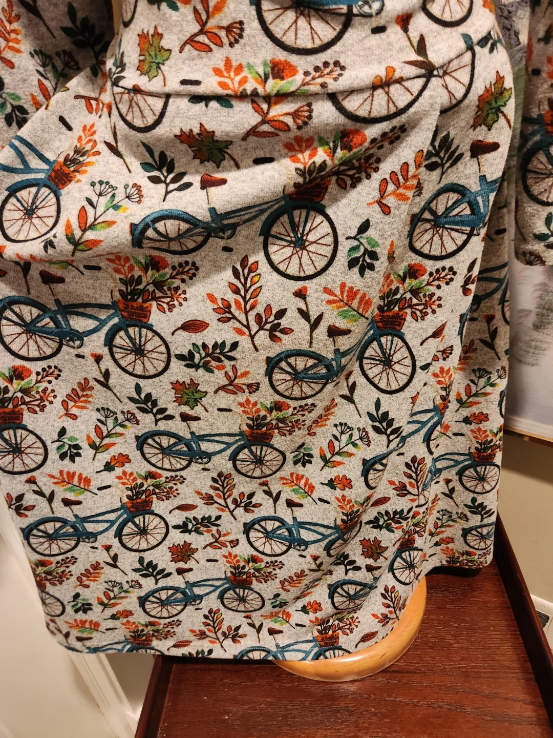 Stretchy Women's Dress with Bicycle Print - photo 3