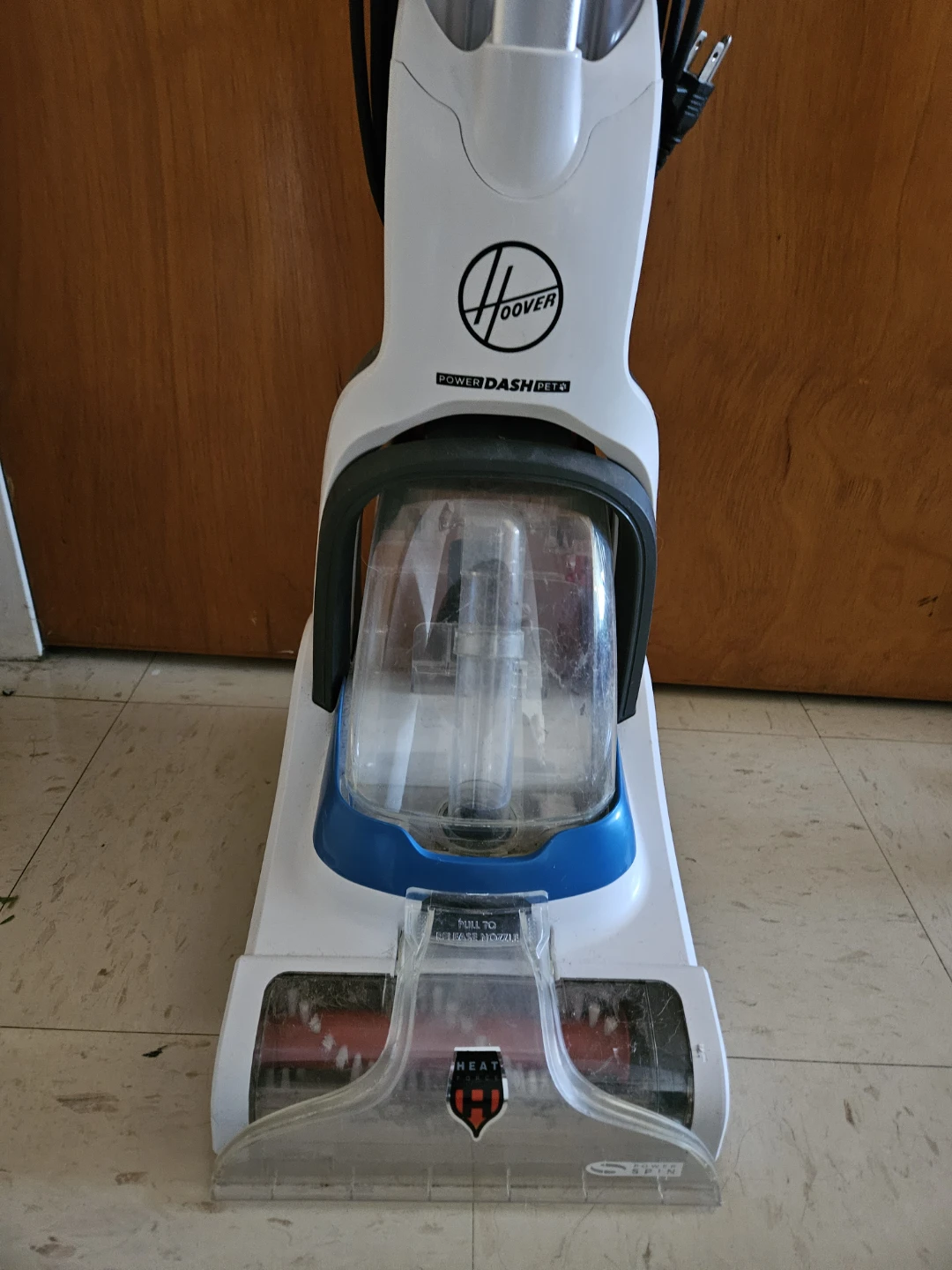 Hoover PowerDash Pet Compact Carpet Cleaner - photo 4