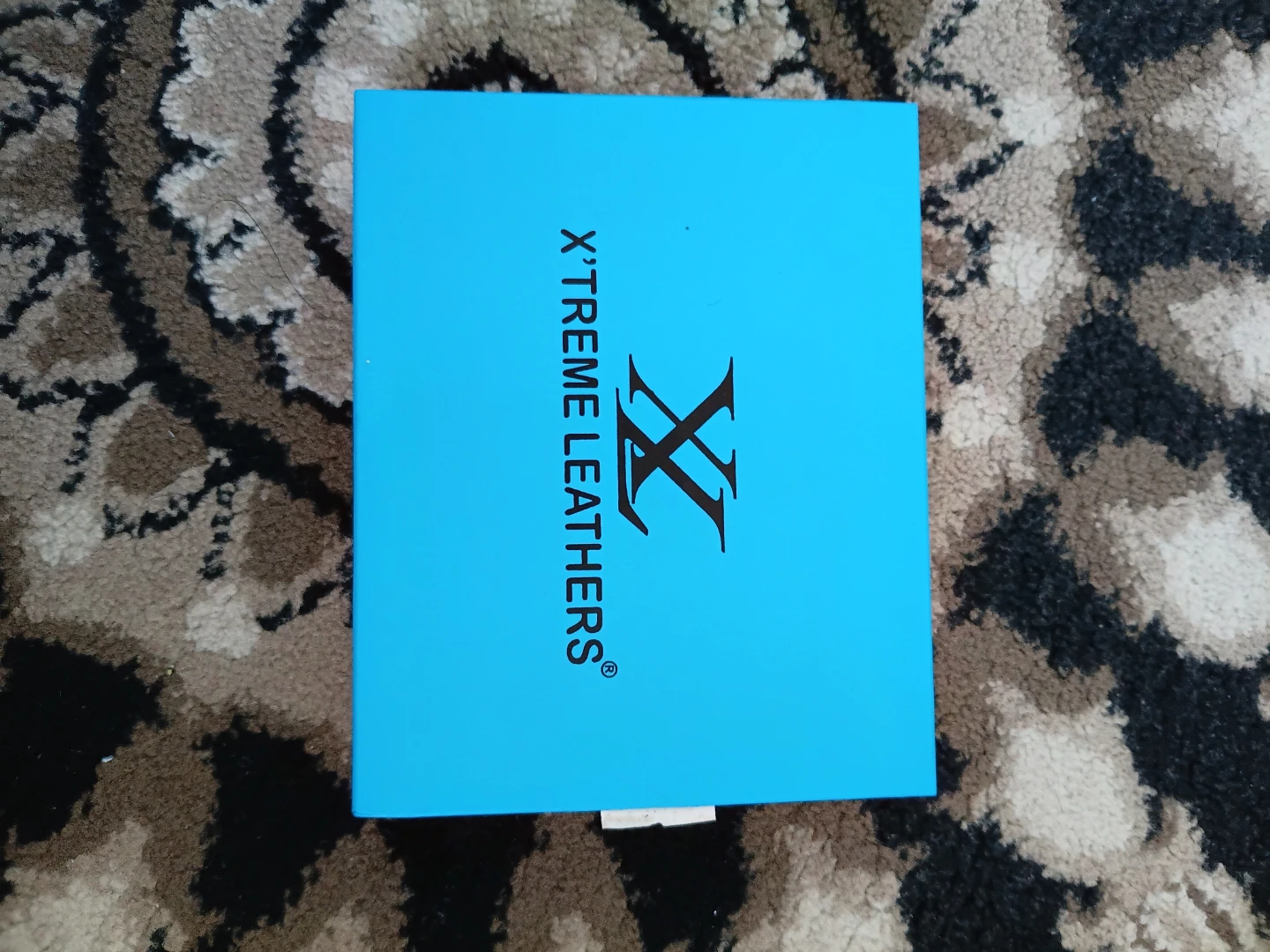X'TREME LEATHERS Bi-Fold Genuine Leather Wallet