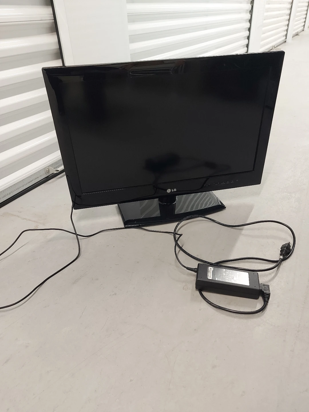 LG 26LE5300 26-inch LCD TV