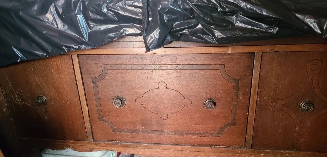 Vintage Wooden Dresser/Cabinet - photo 2