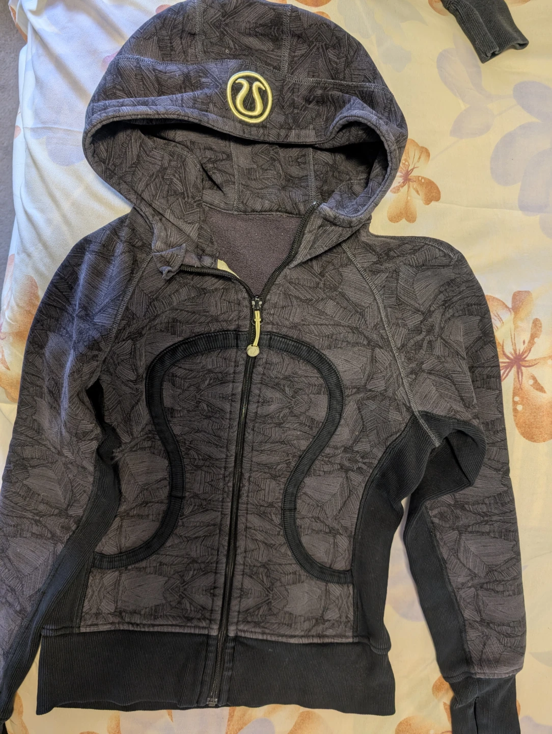 Lululemon Grey Patterned Full Zip Hoodie
