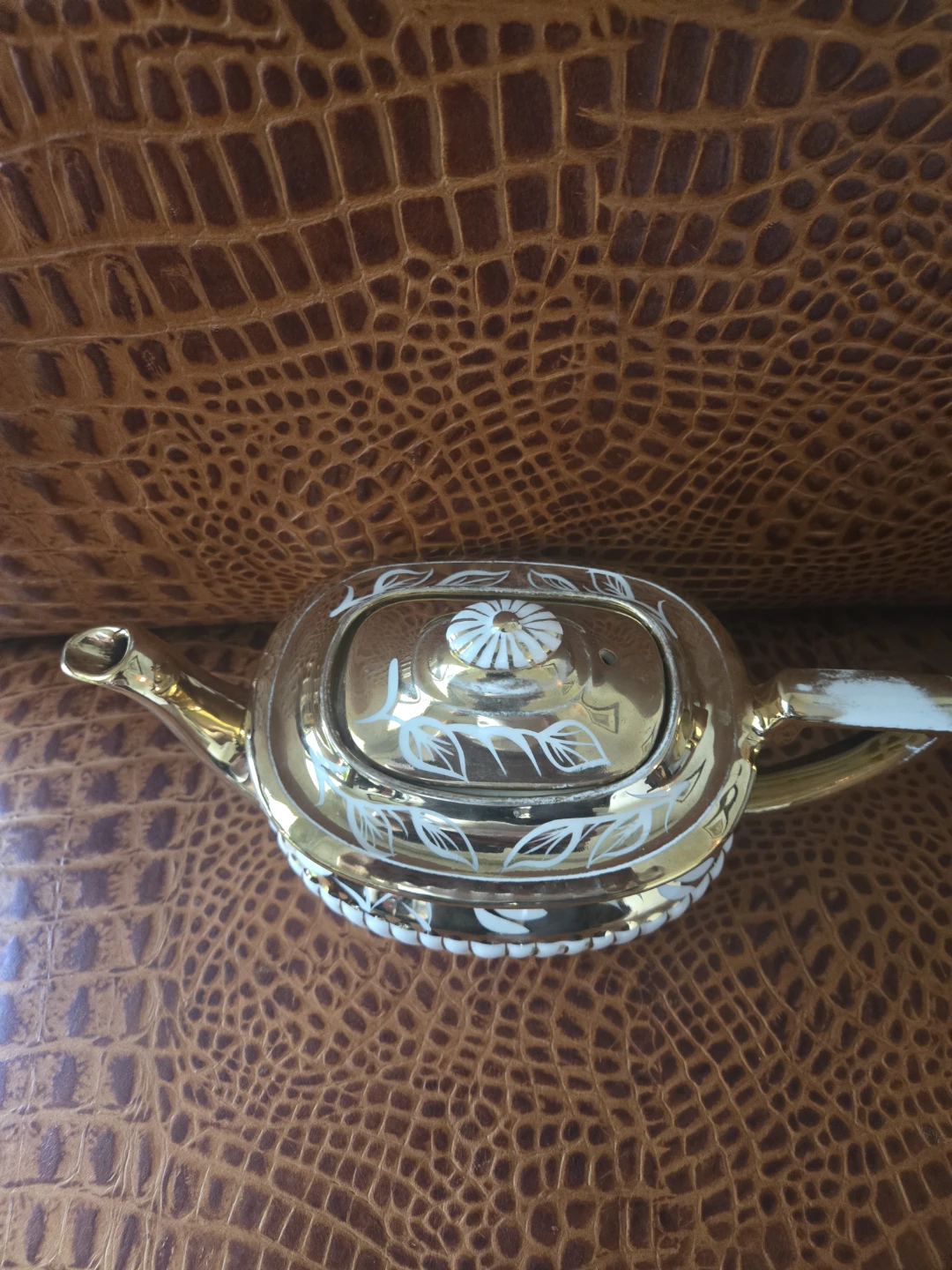Georgian Gibsons Teapot - Gold & White Floral - photo 3