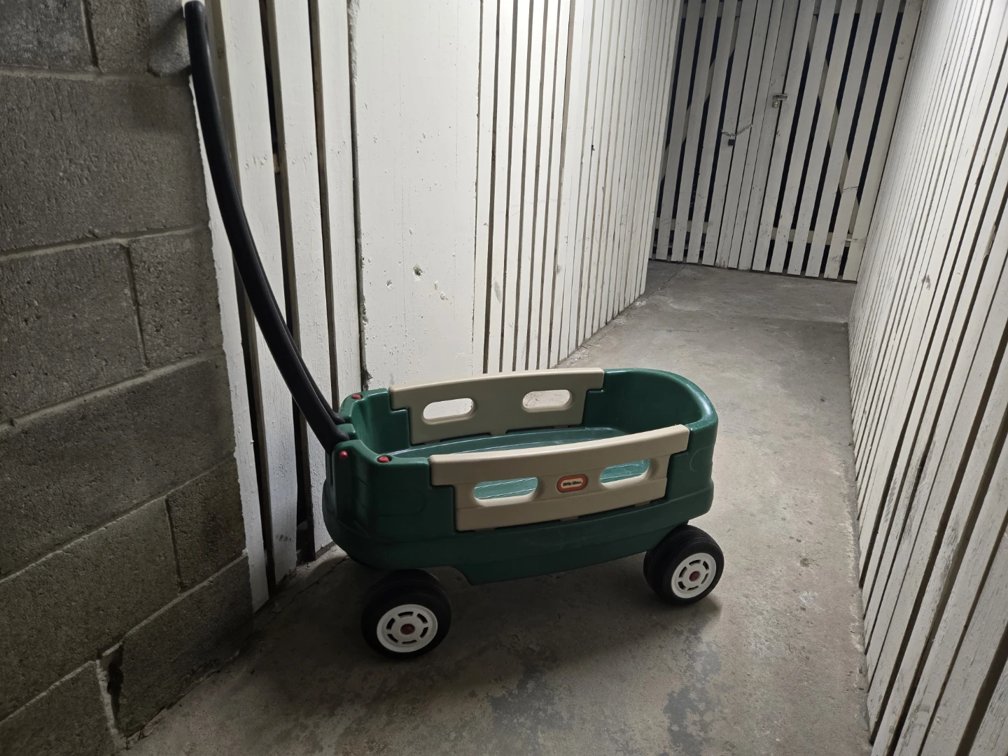 Little Tikes Wagon - photo 2