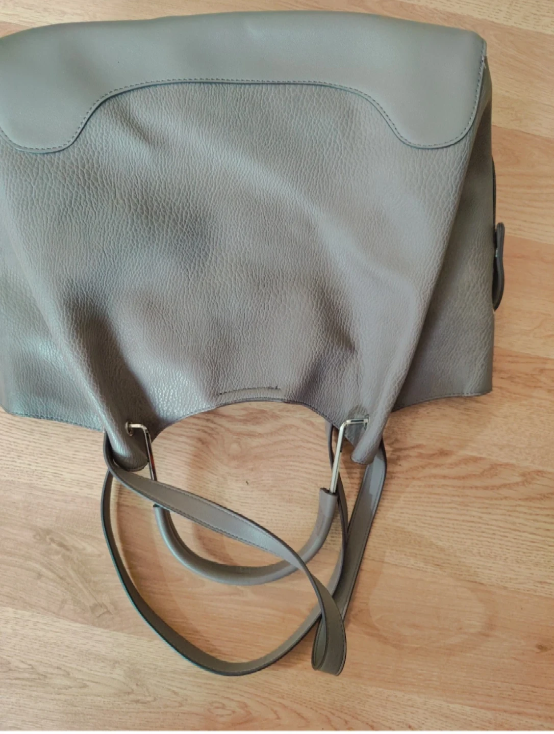 SONDRA ROBERTS Squared Gray  Leather Shoulder Bag - photo 2
