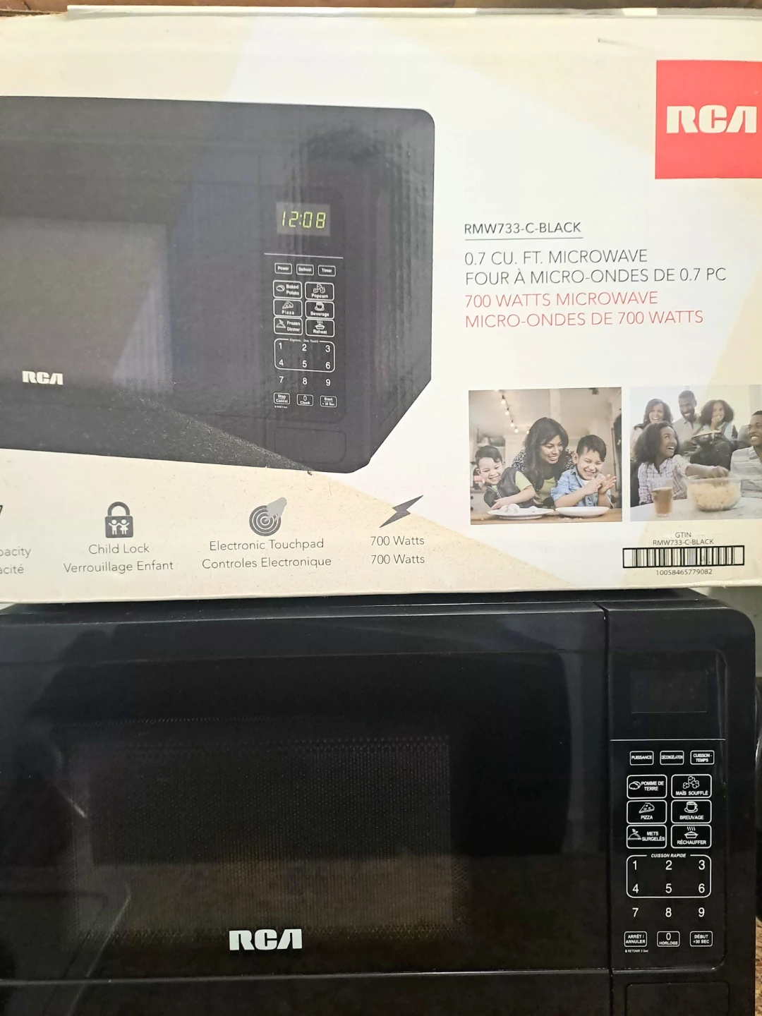 RCA RMW733-C-BLACK 0.7 CU. FT. Microwave