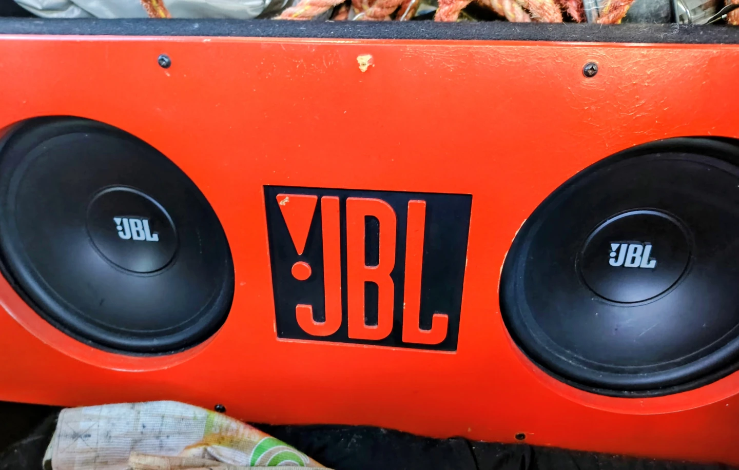JBL Car Subwoofer Box - photo 2