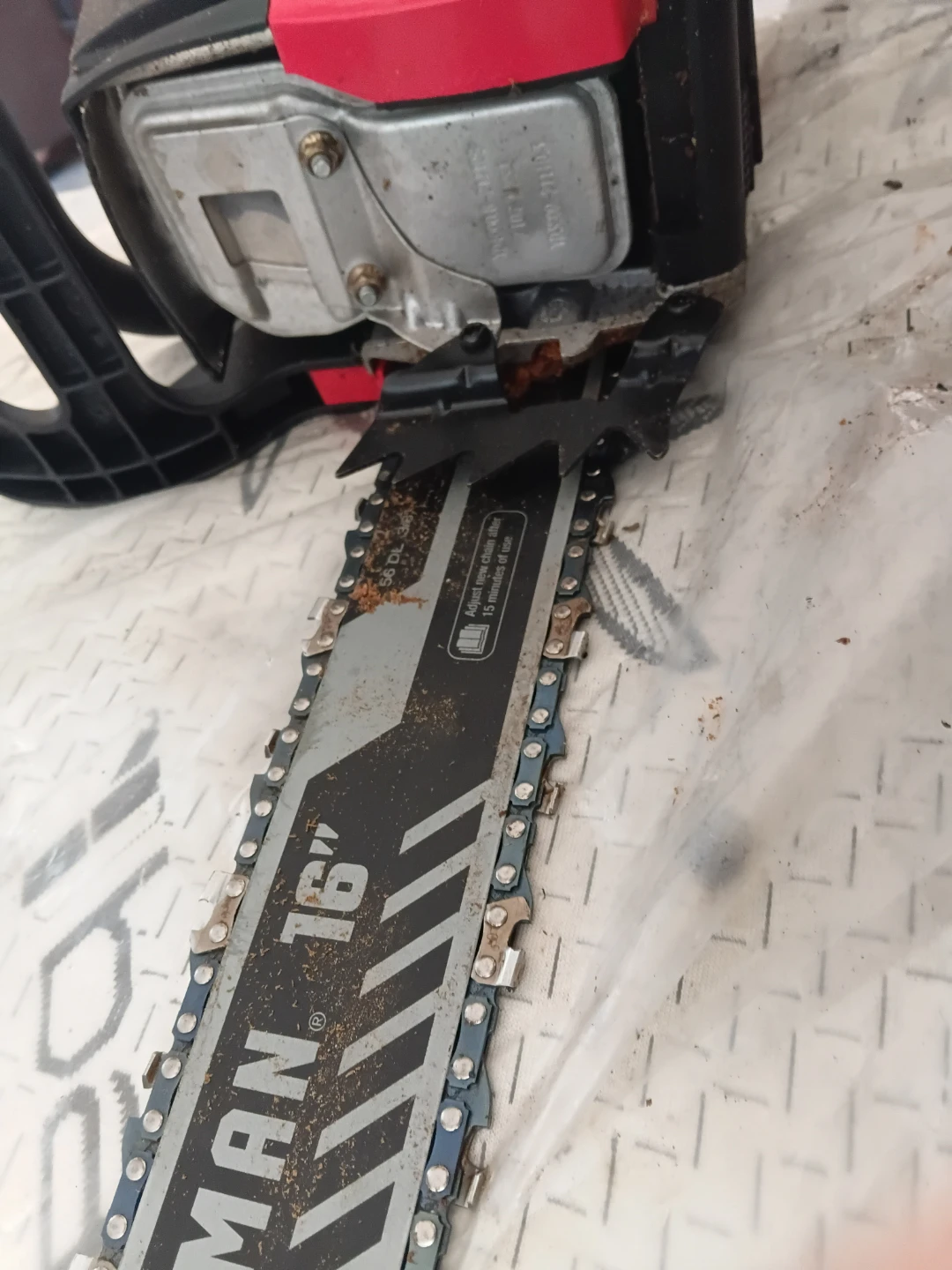 Craftsman 16" Chainsaw - photo 3