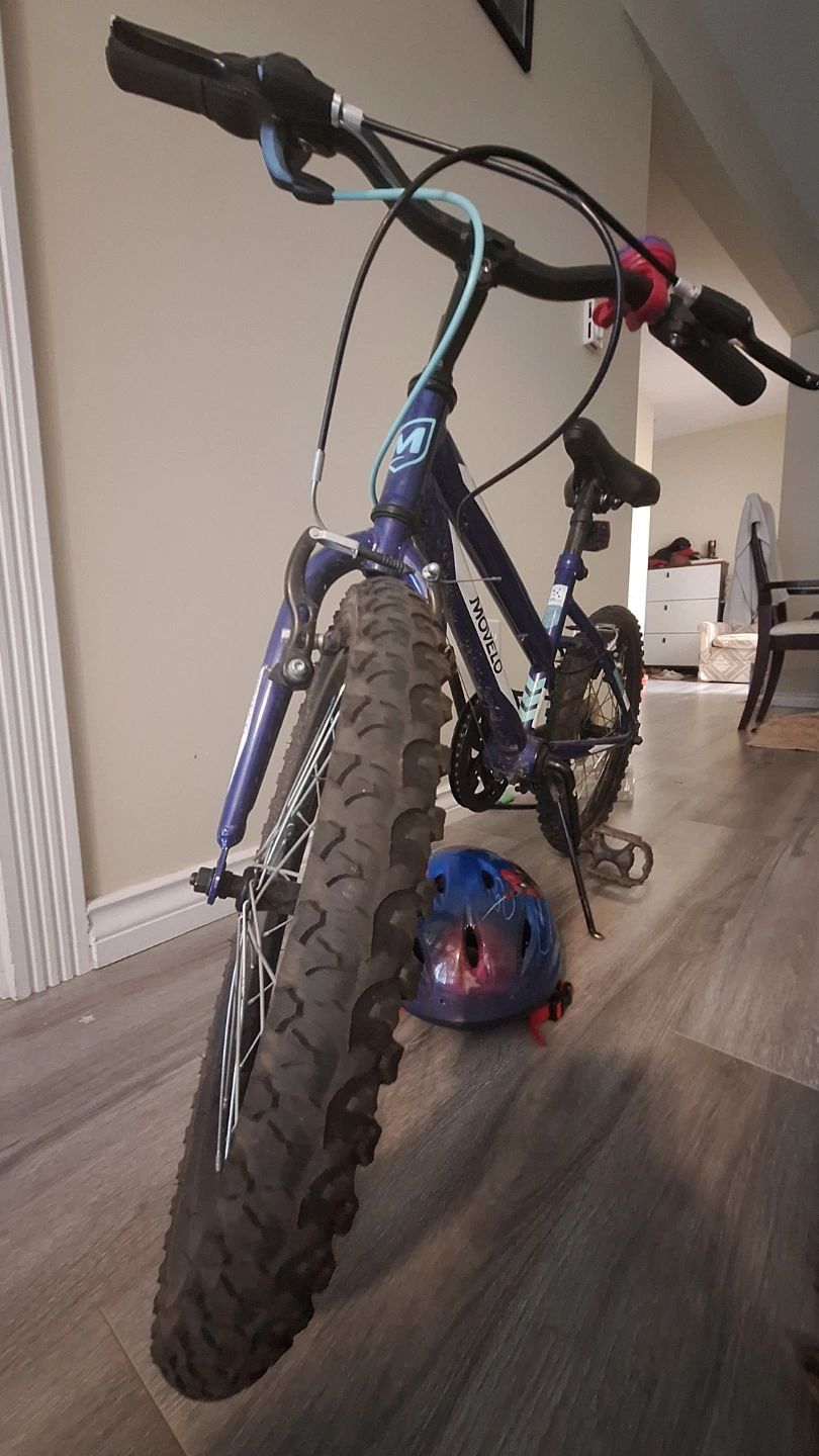 Movelo Kids Bicycle with Spiderman Helmet - photo 5