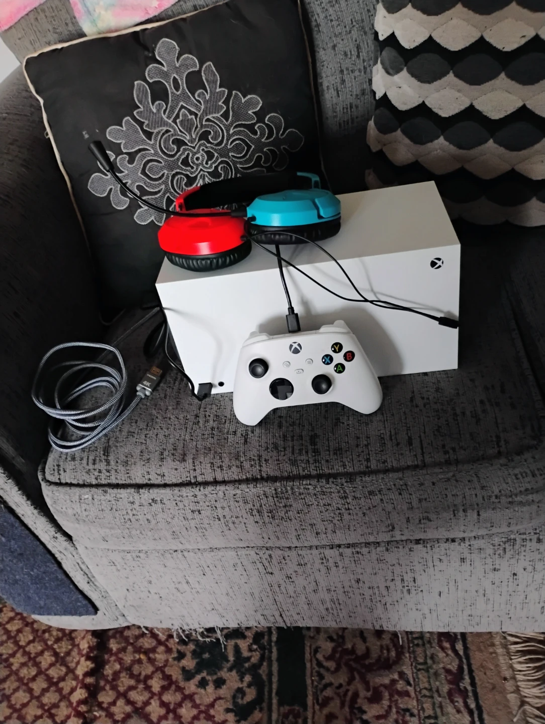 Xbox Series S Console with Controller and Headphones - photo 2