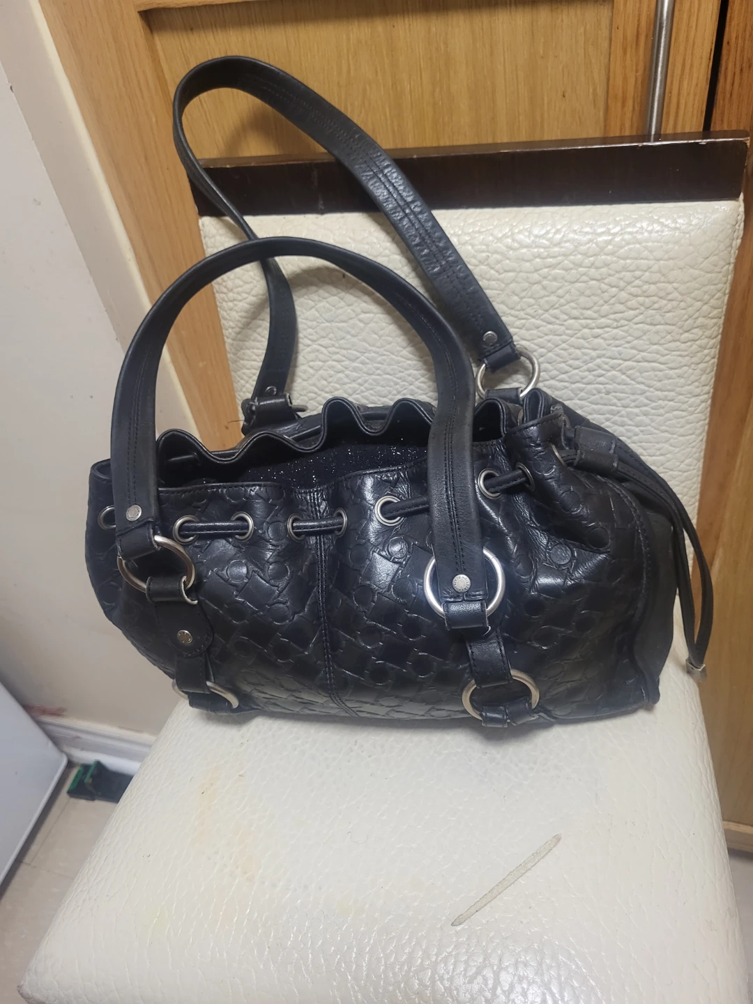 Black Leather Drawstring Shoulder Bag - photo 2