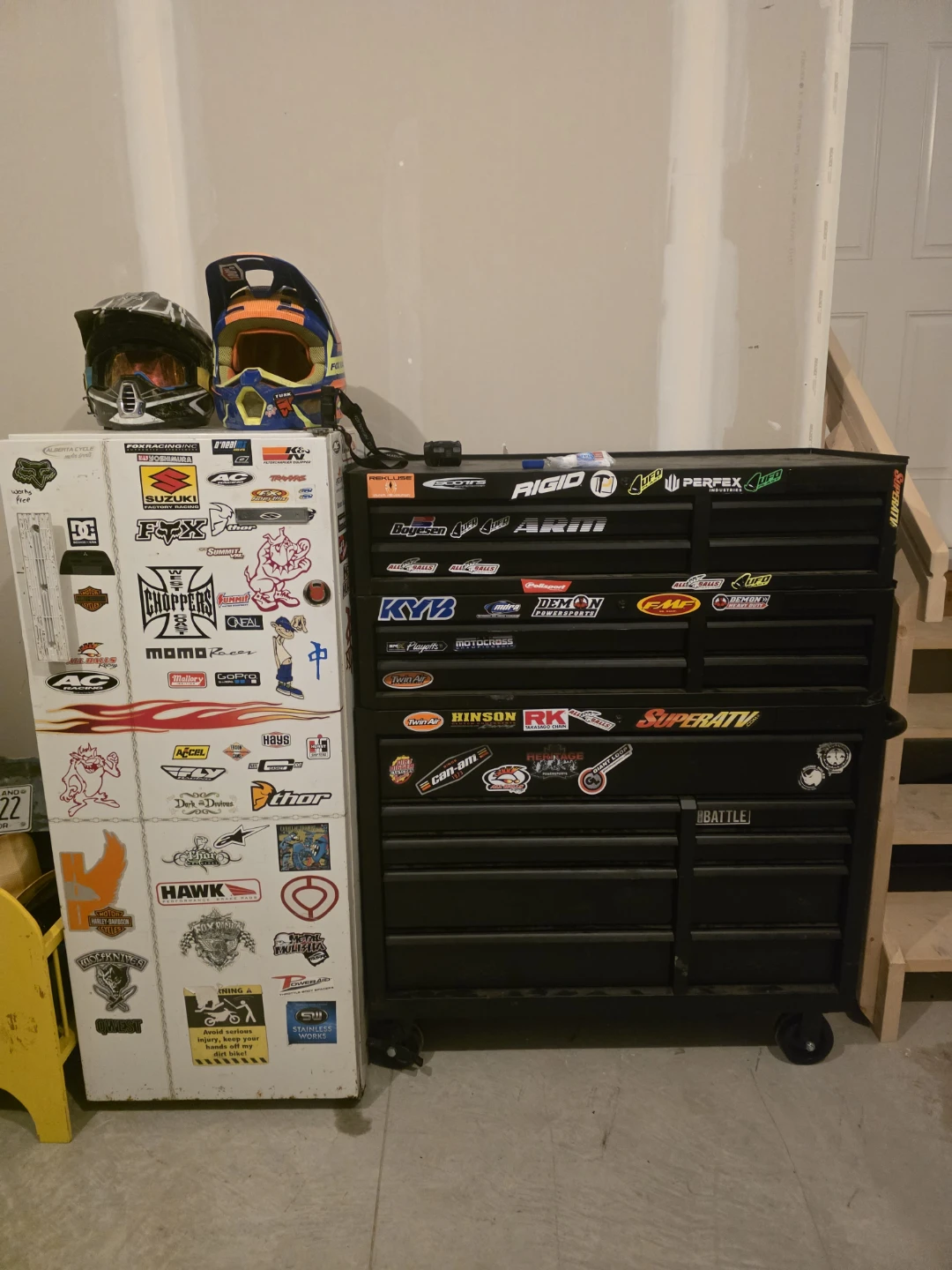Black 17-drawer Rolling Tool Chest