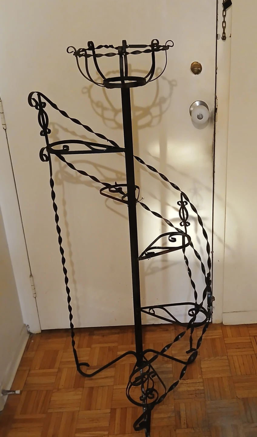 Black Wrought Iron Flower Stand with 5 Tiers