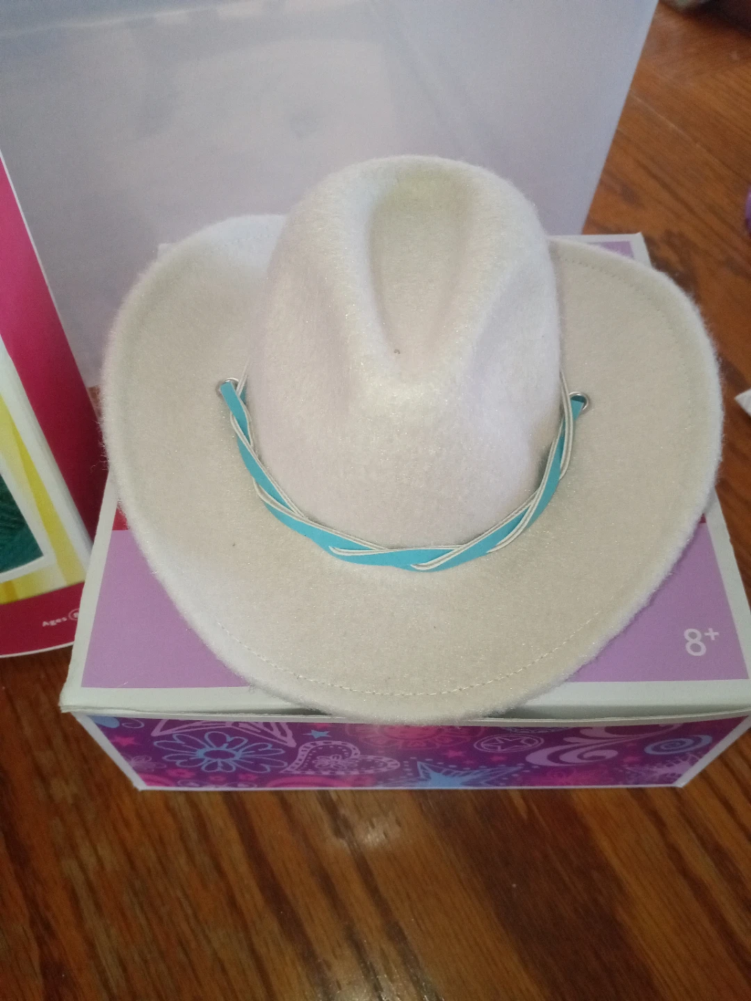 American Girl Crafts Pom-Pom Scarves Kit & White Cowboy Hat Set - photo 3