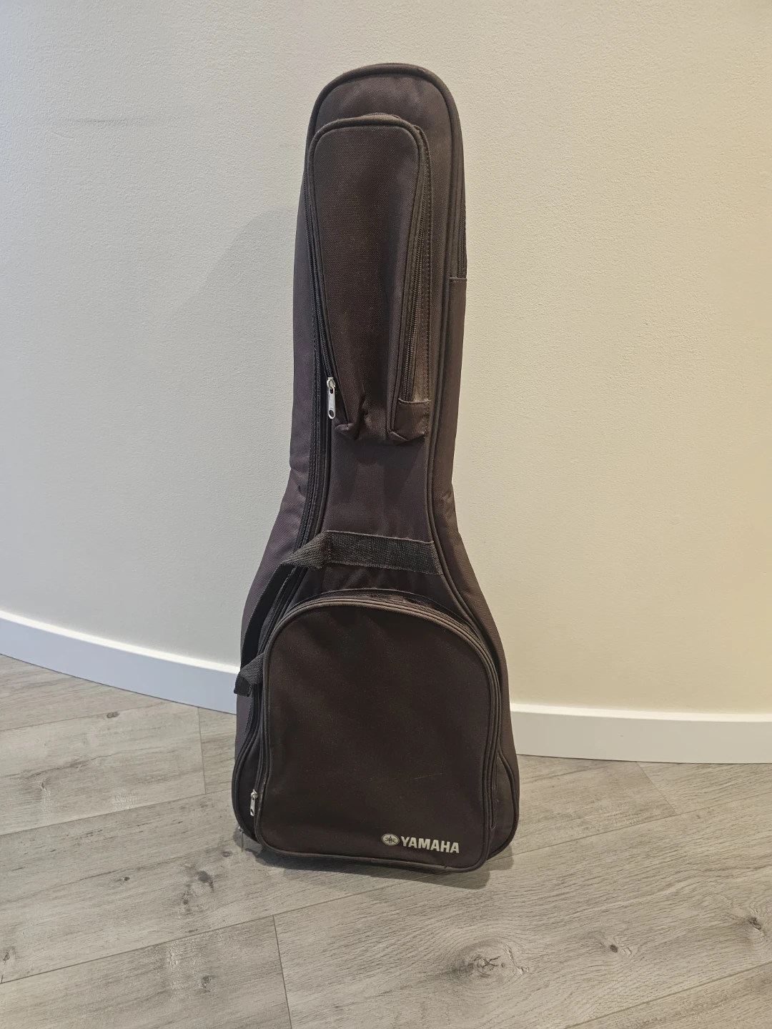 Yamaha guitar for kids (FG-Junior, JR2) - photo 3