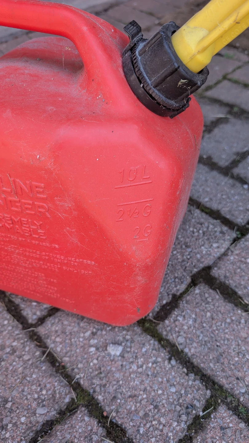 Red 10L Gasoline Can with Spout - photo 2