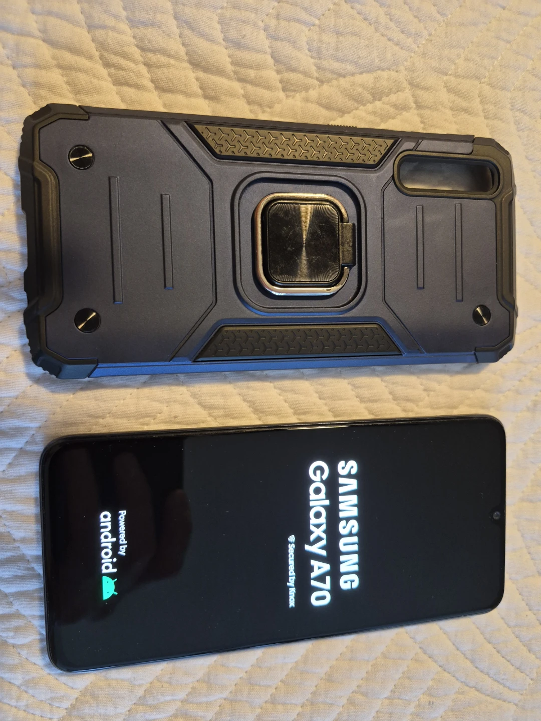 Samsung Galaxy A70 Smartphone with Kickstand Case