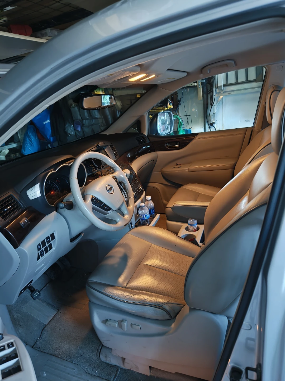 Nissan Quest Minivan - photo 3