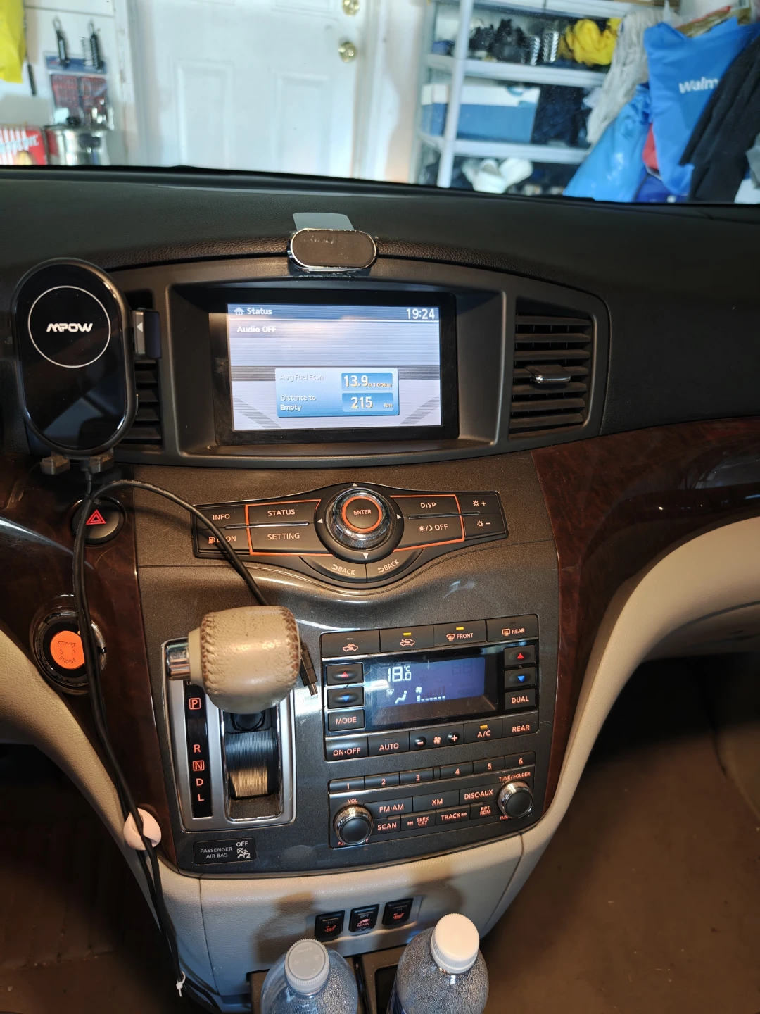 Nissan Quest Minivan - photo 4