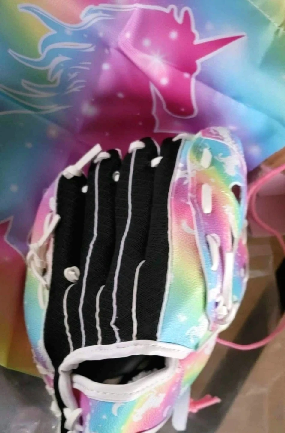 NEW Girls Unicorn Glove and Bag Set