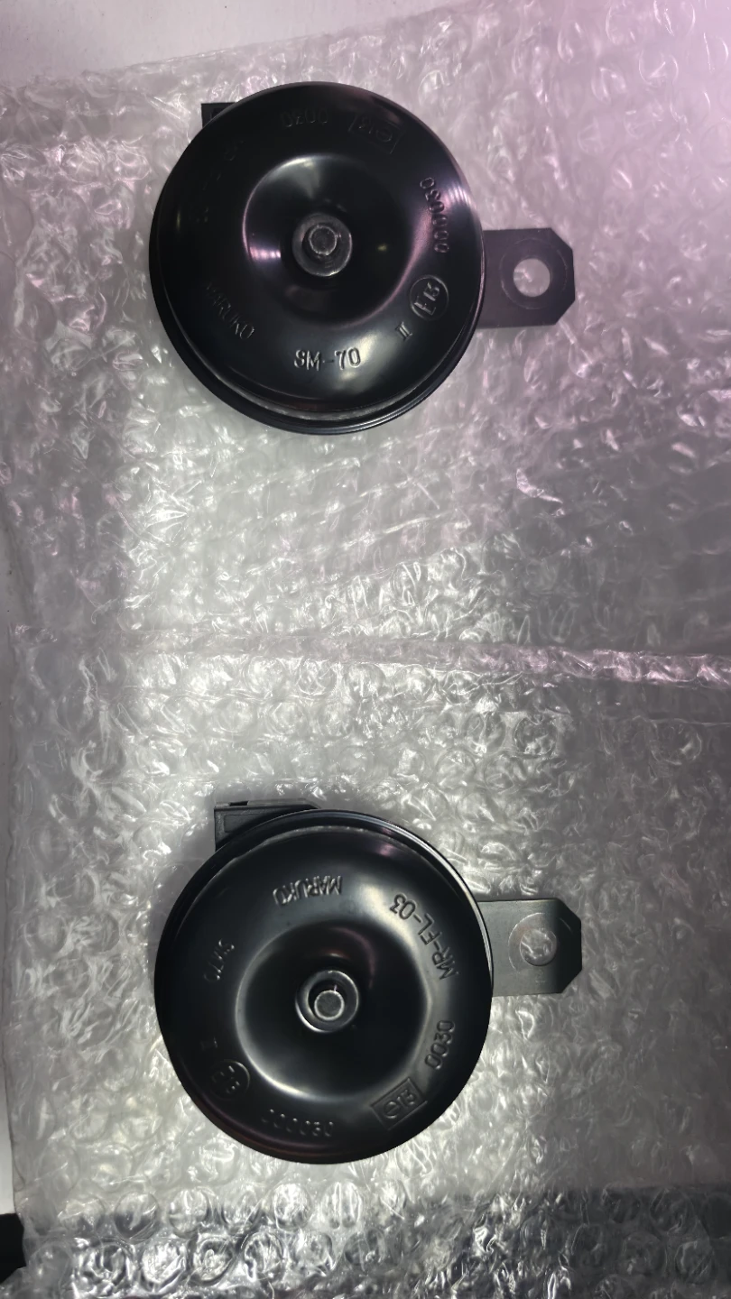 Set of toyota horns - photo 3