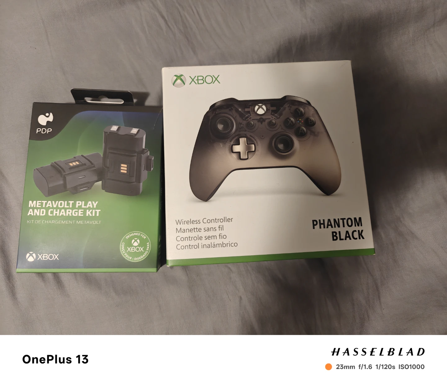 Xbox Phantom controller and Xbox Battery Pack Brand New  Neverd