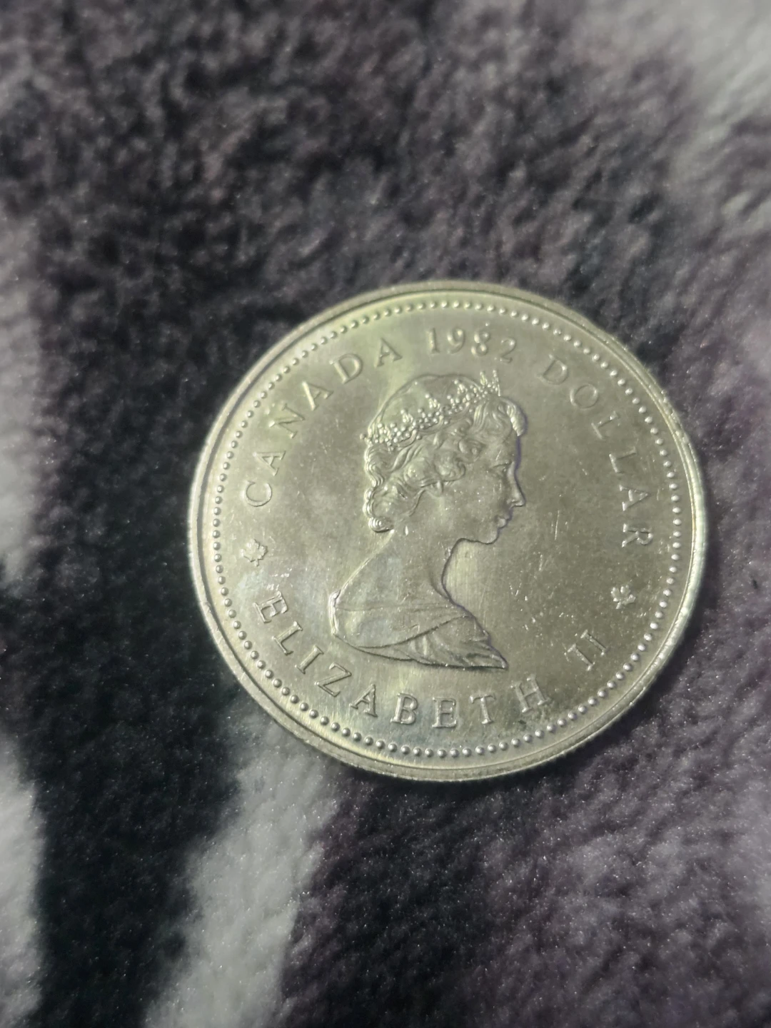 1982 Canada Dollar Coin - Confederation - photo 2