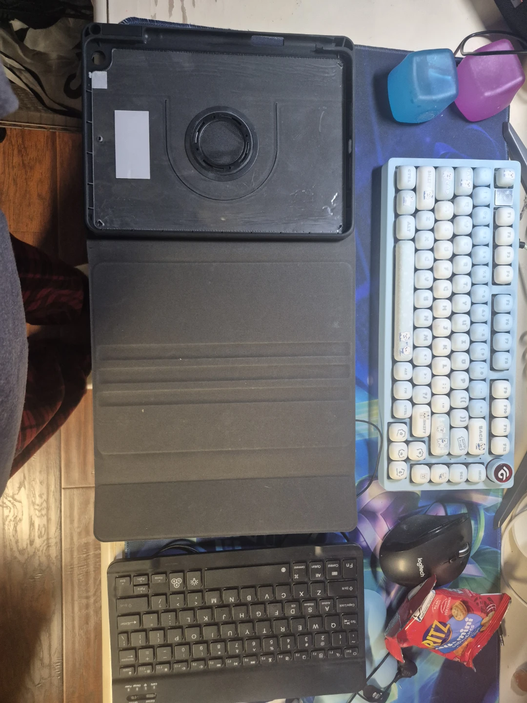 Black Rotating Keyboard Case for Tablet - photo 5
