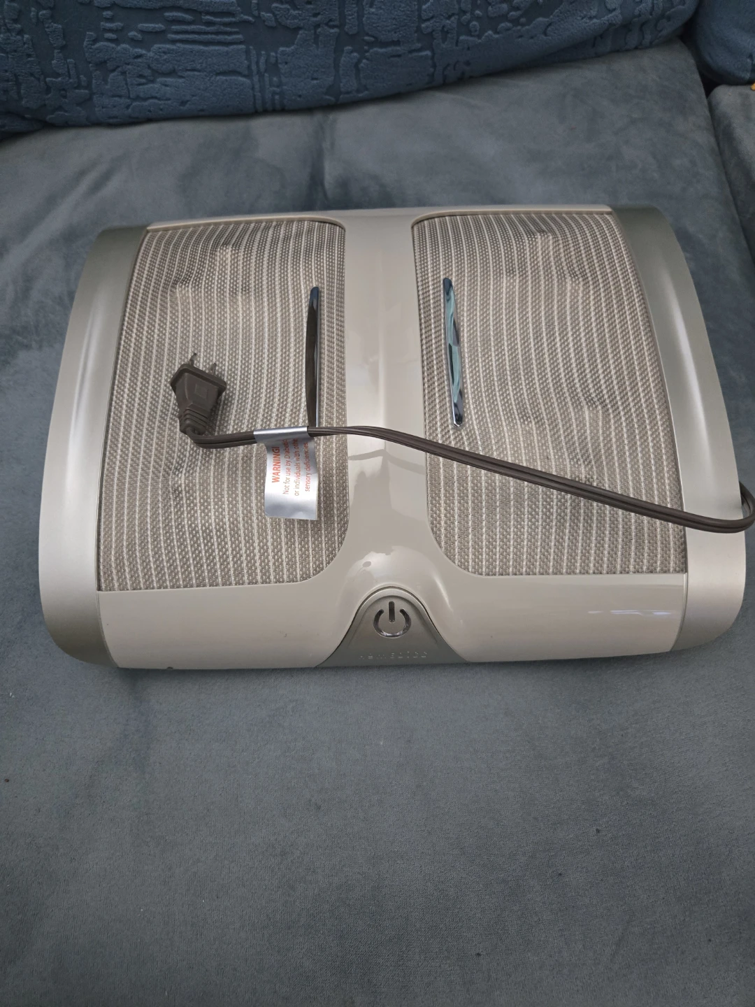 Foot massager with heat