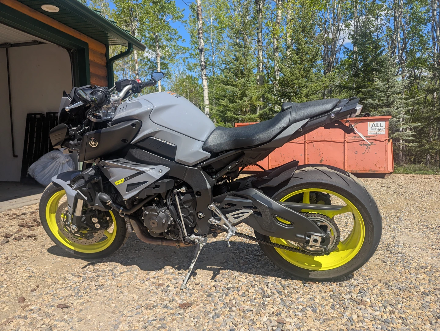 Yamaha FZ-10 Motorcycle - photo 3