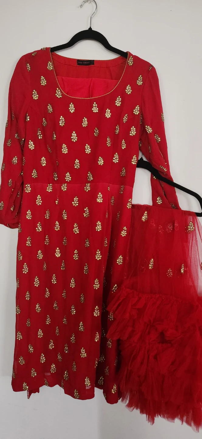 Red Embroidered Kurti with Trousers and Dupatta Set - photo 3