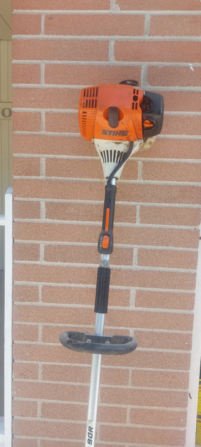Stihl FS 90R String Trimmer