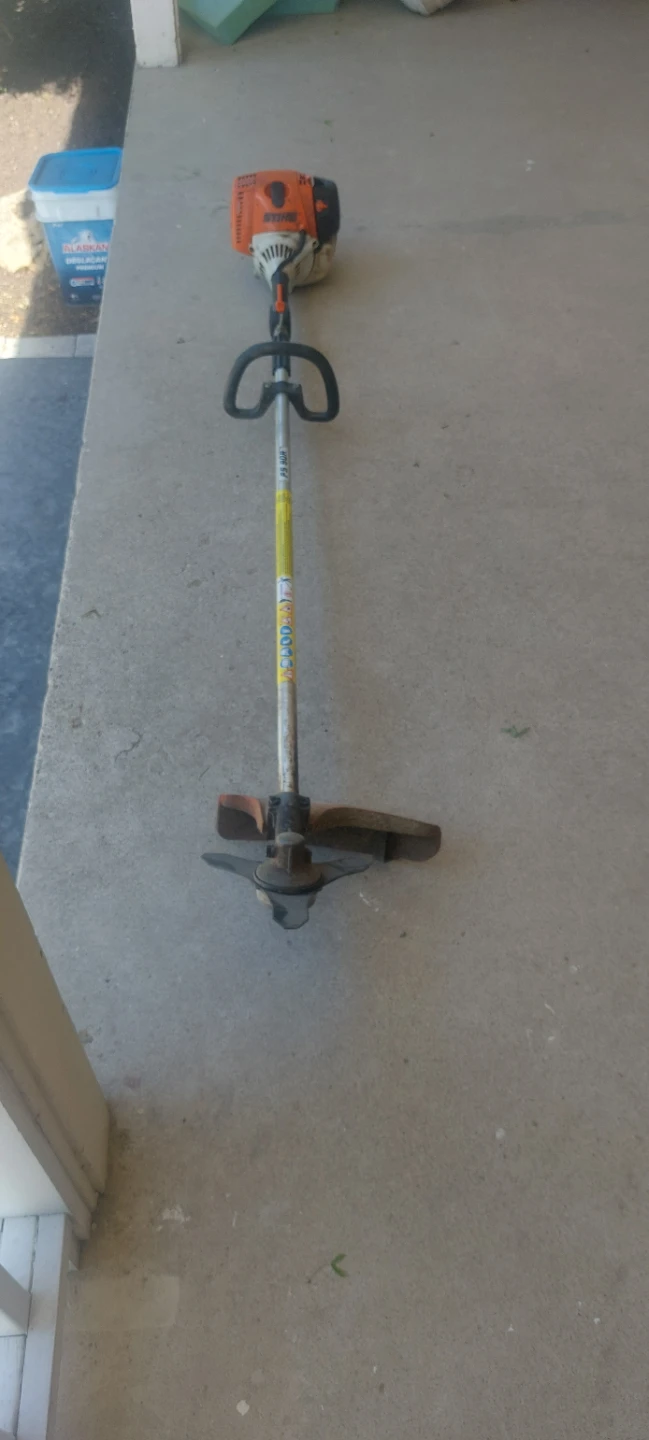 Stihl FS 90R String Trimmer - photo 2