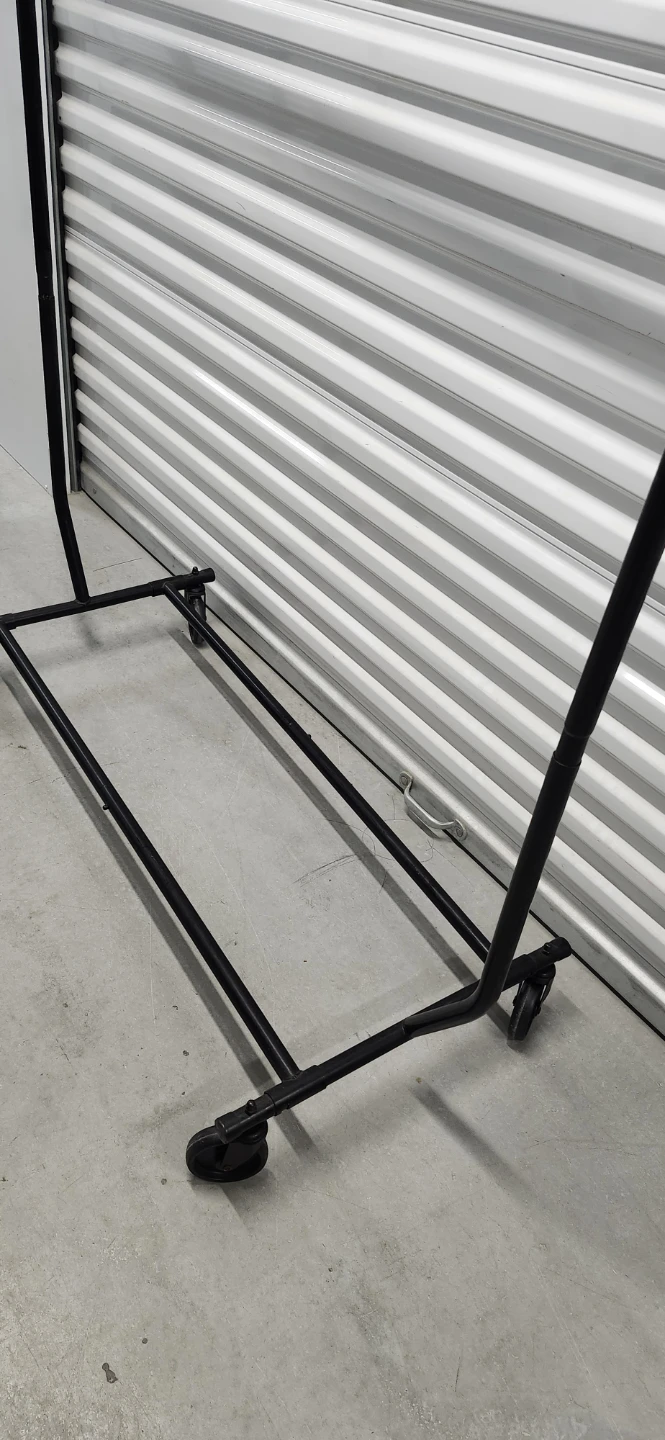 Clothes rack with wheels 47*20*66"LWH - photo 2