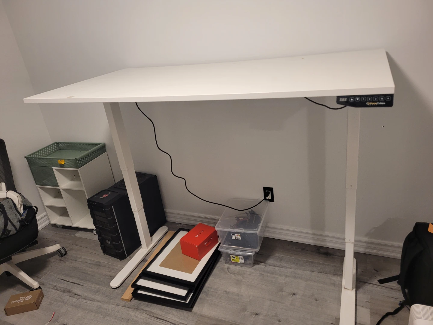 Peimecable White Standing Desk