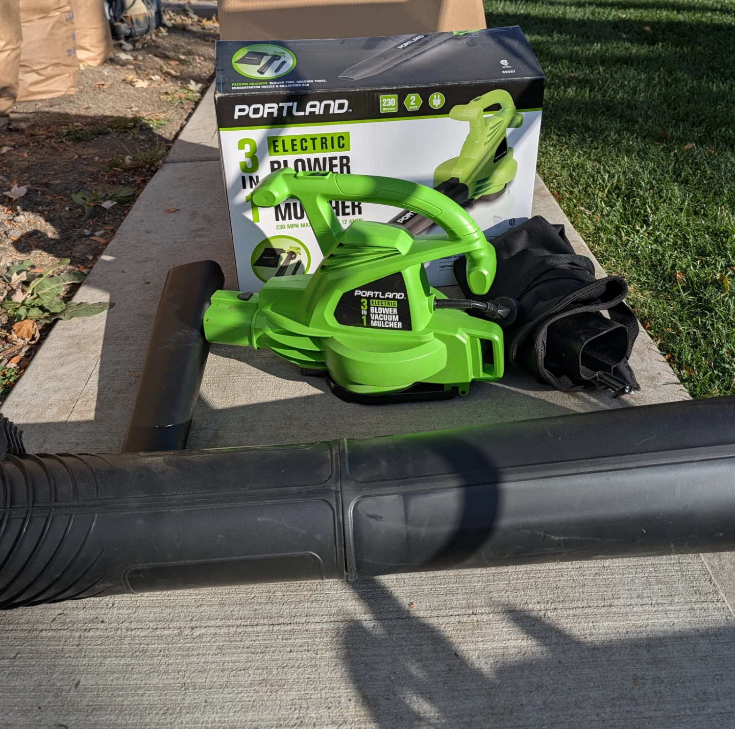 Portland 3-in-1 Electric Blower Vacuum Mulcher - photo 3