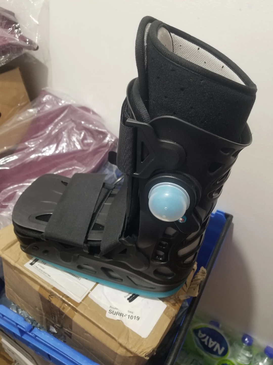 Air Walker Boot - photo 4