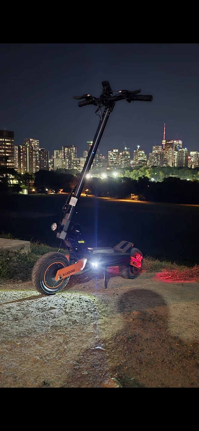 Kugoo G2 Max Electric Scooter - photo 2