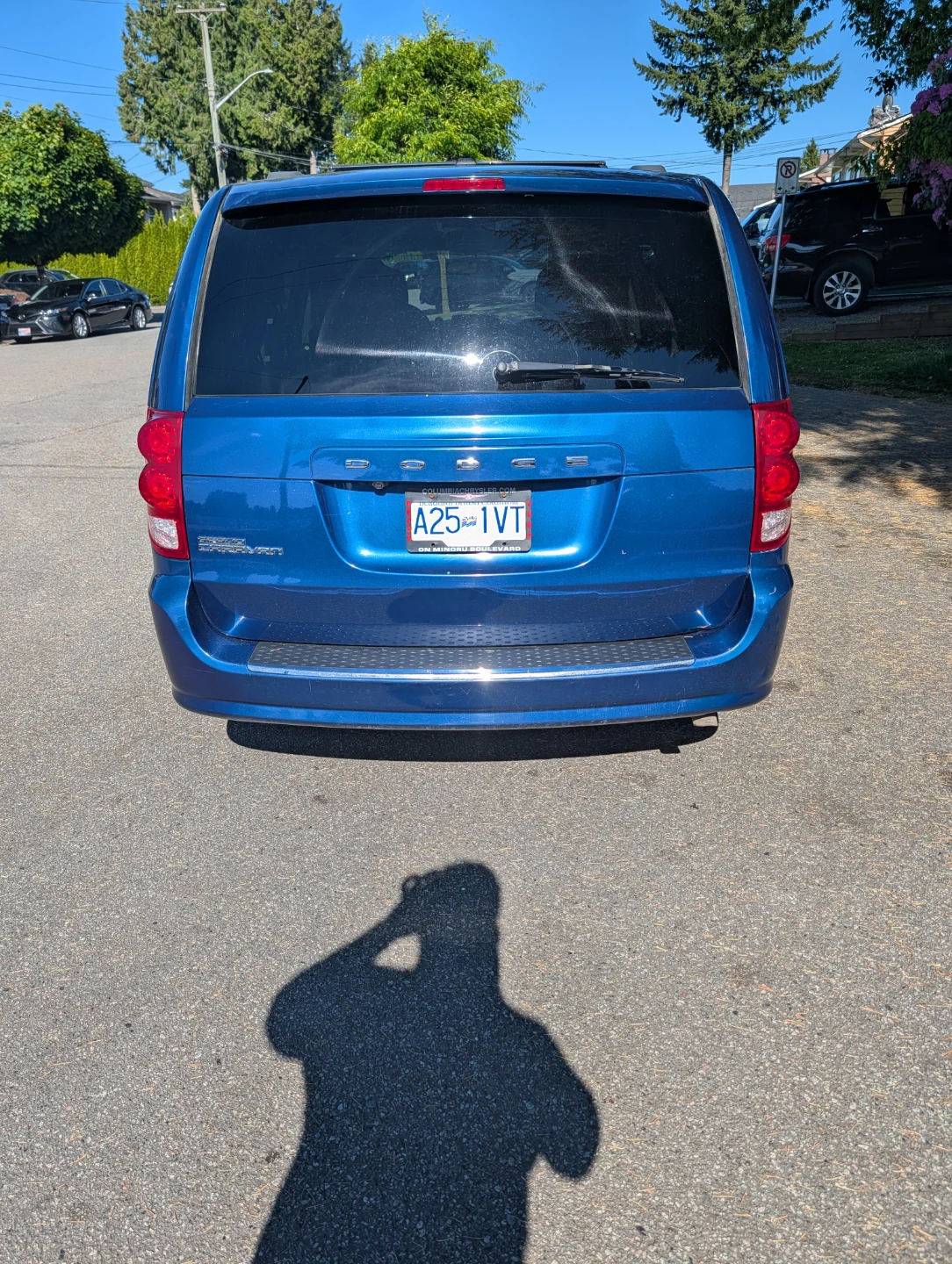2011 Dodge Grand caravan sxt - photo 2