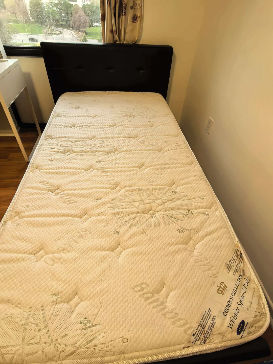 Single Bed Frame with Mattress